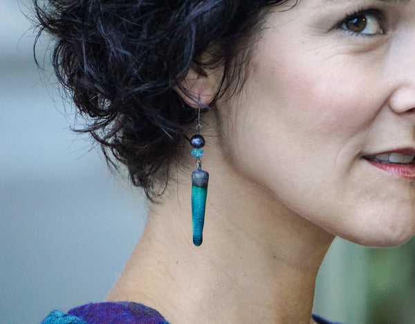 qua ceramic stonewear spike earrings oxidized sterling silver earrings faceted grey pearl apatite
